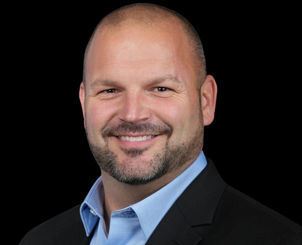 Tim Stacey de Stacey Solutions recibe distinción de NAMB como Corredor Hipotecario del Año para 2024 y 2025