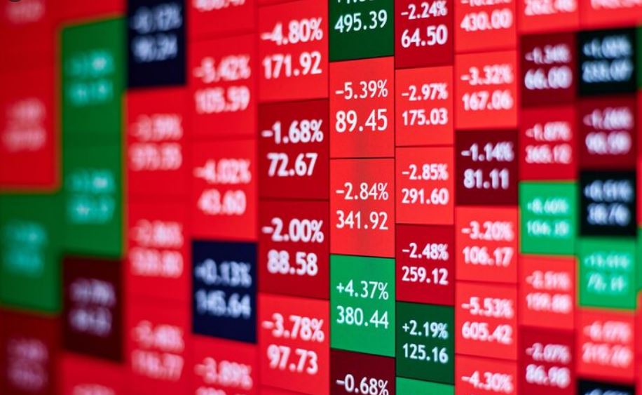 OCBC Share Price Nears Highs as Singapore Banks Gain Attention Ocbc share price