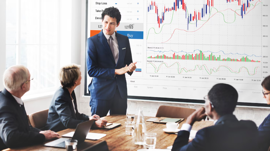 HOOD Stock Is Having a Moment — But Is the Party Just Getting Started? HOOD Stock Is Having a Moment